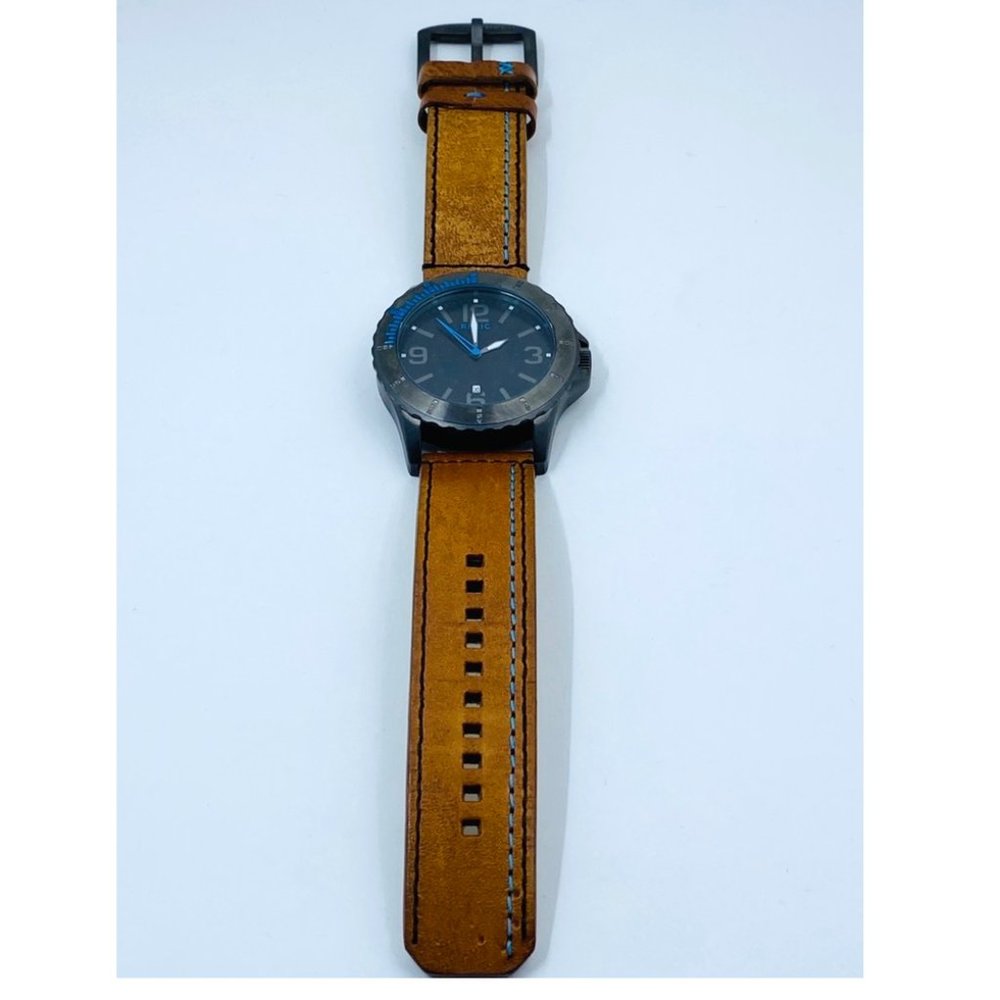 NWOT RELIC  ZR10245 Watch